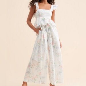 NWT Selkie weekender jumpsuit Mrs Darcy print size small. Brand new with tags